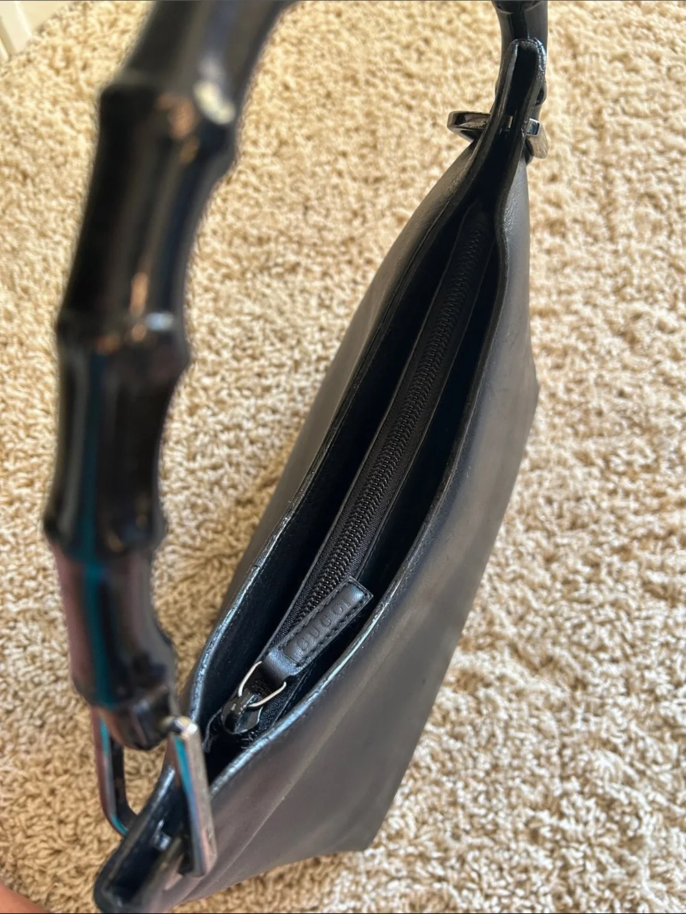 Gucci Bamboo Black Leather Shoulder Bag - Picture 8 of 12